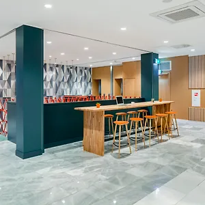 Hotel Altus Old Town - Destigo
